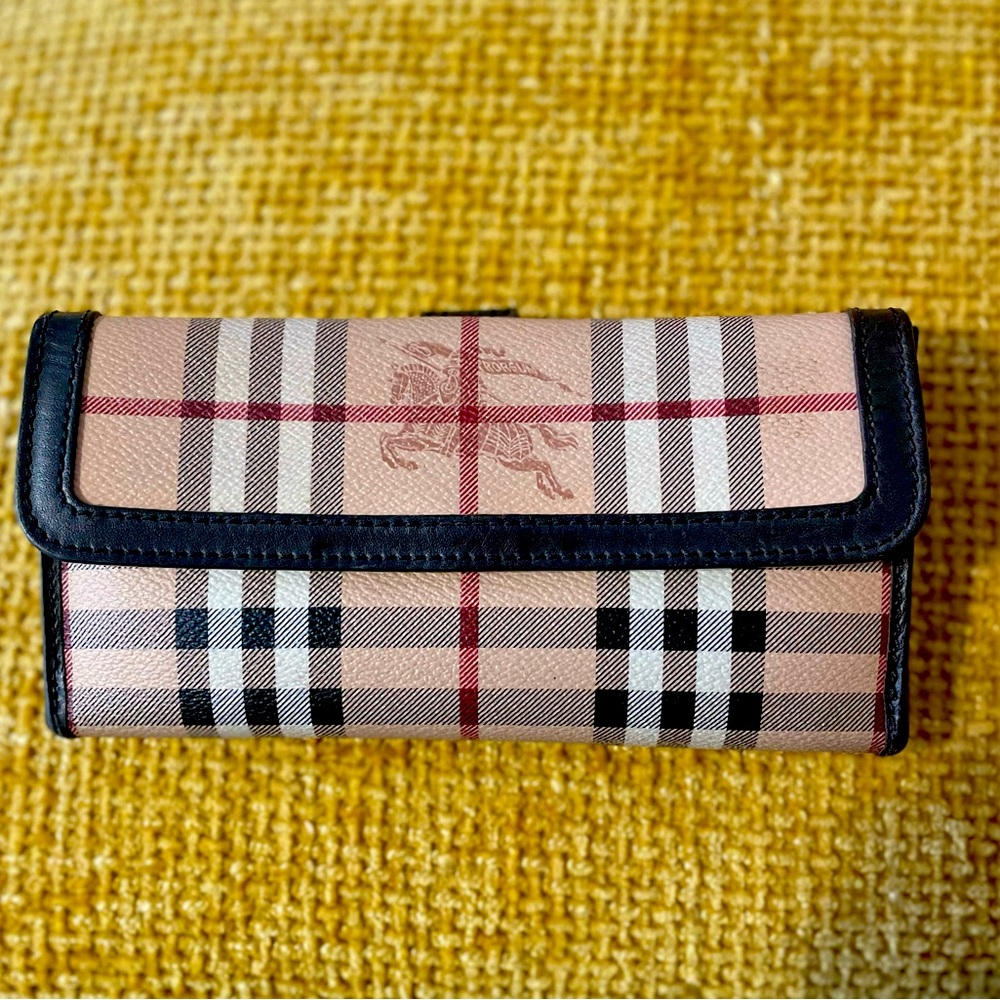 BURBERRY AUTHENTIC LEATHER WALLET